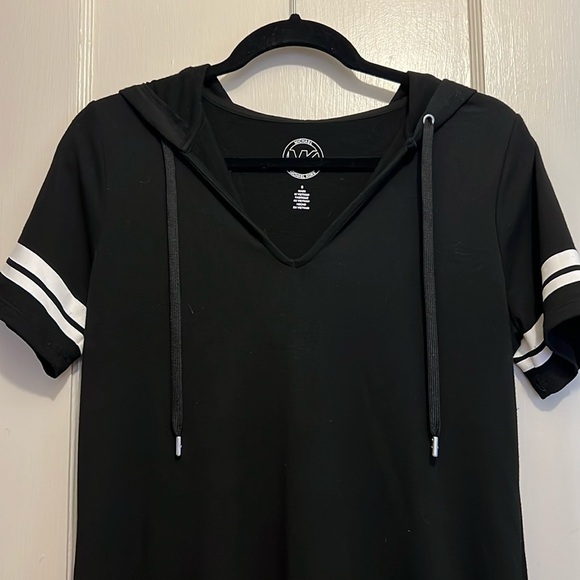 MK Dress - Picture 4 of 4